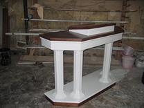 colonial column pulpit